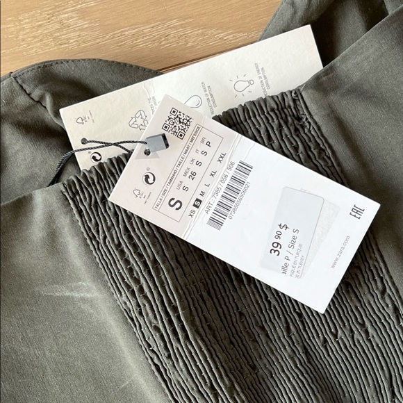 Zara size SMALL dark green crop tube top BNWT - Picture 3 of 4